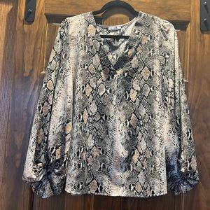 Boutique Snakeskin Balloon Sleeve Top